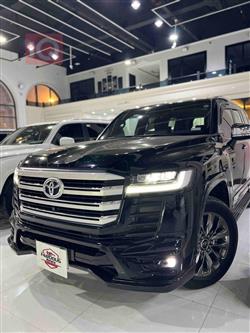 تۆیۆتا لاند کروزەر